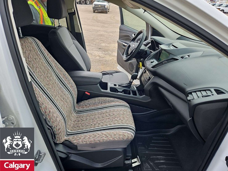 2017-ford-escape-se-image-19