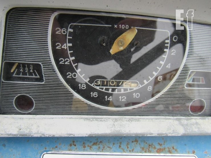 1968-ford-5000-image-21