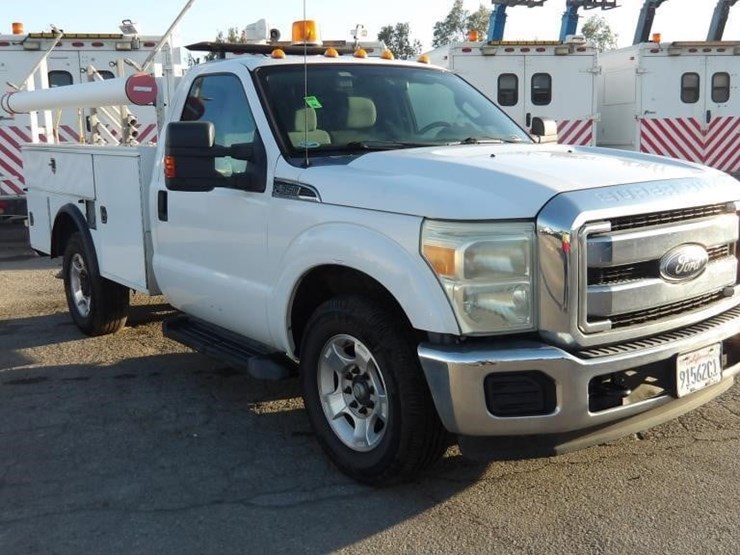 2011-ford-f350-image-2