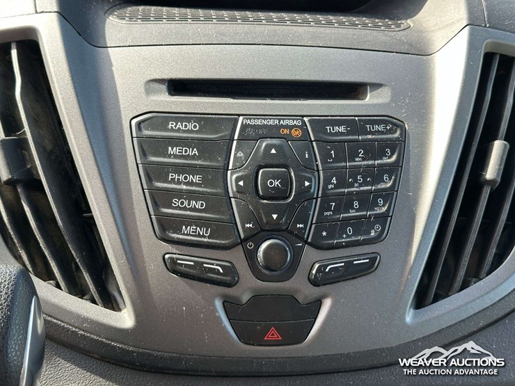 2019-ford-transit-image-22