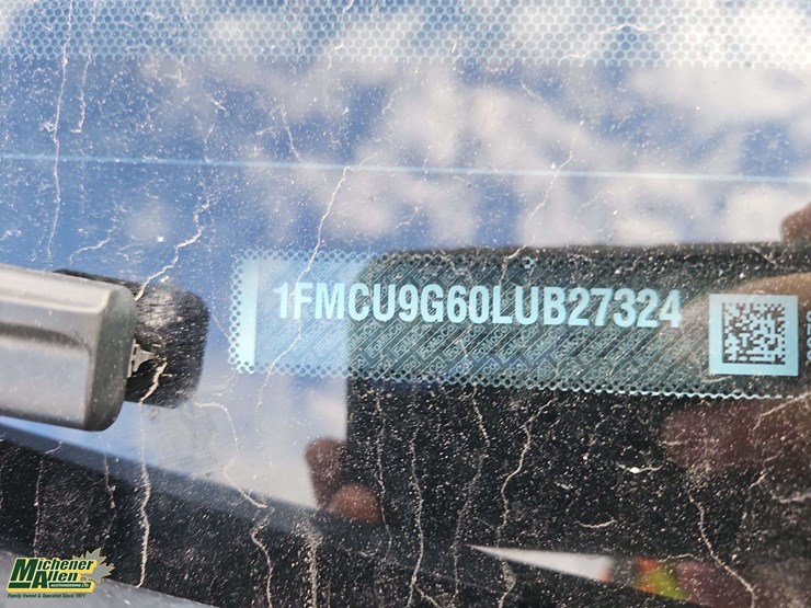 2020-ford-escape-image-30