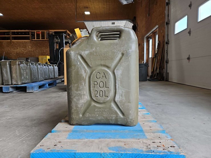 4-20l-diesel-fuel-cans-image-2