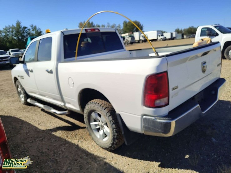 2014-dodge-1500-image-3