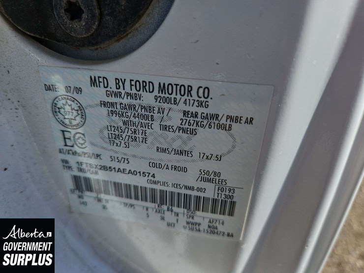 2010-ford-f250-image-34