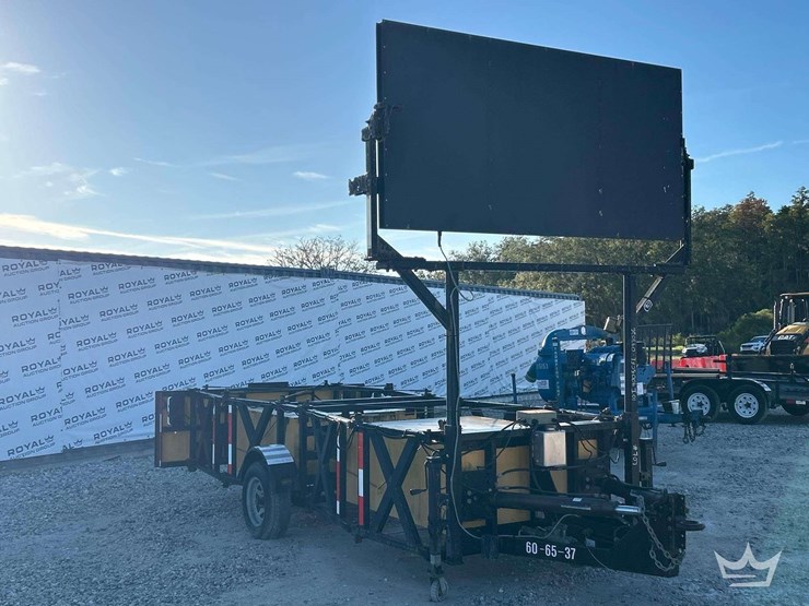2011-energy-absorption-systems-tma9000-arrow-board-attenuator-trailer-image-4