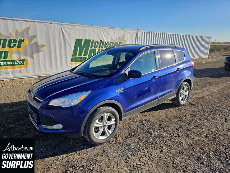 2016-ford-escape-se-image-1
