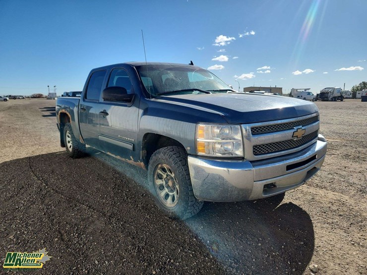 2012-chevrolet-silverado-1500-image-2