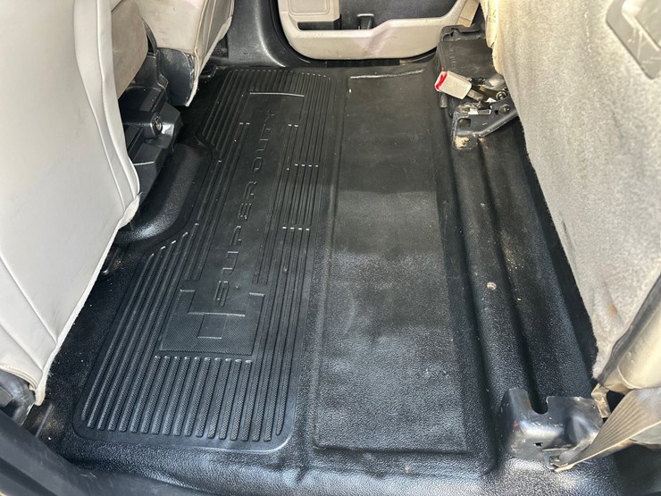 2017-ford-f350-xl-image-28
