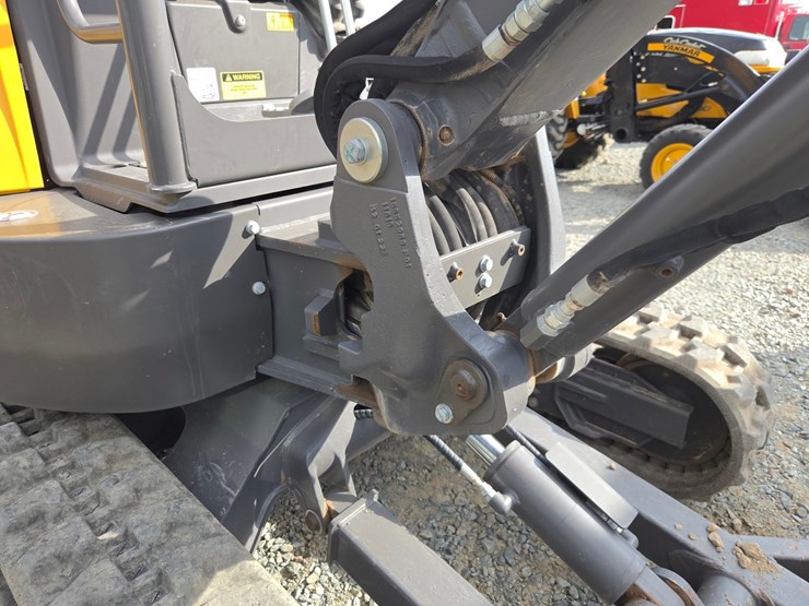volvo-ec27d-image-17