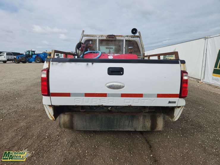 2011-ford-f250-image-6