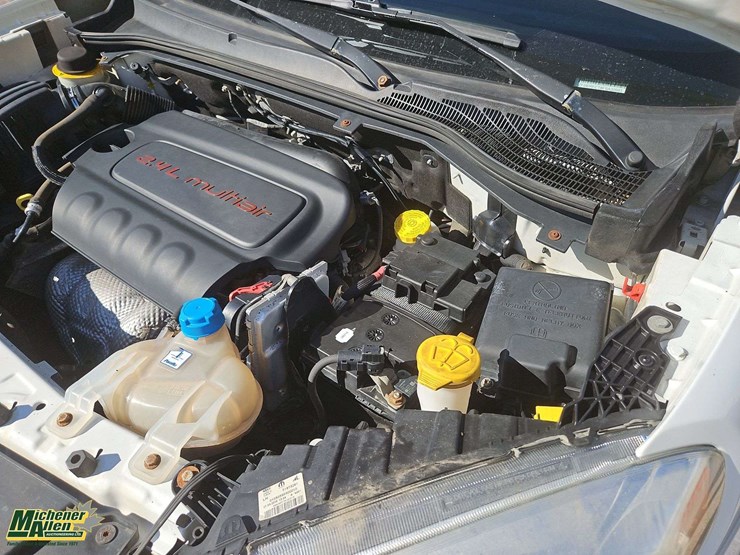 2015-ram-promaster-city-image-24