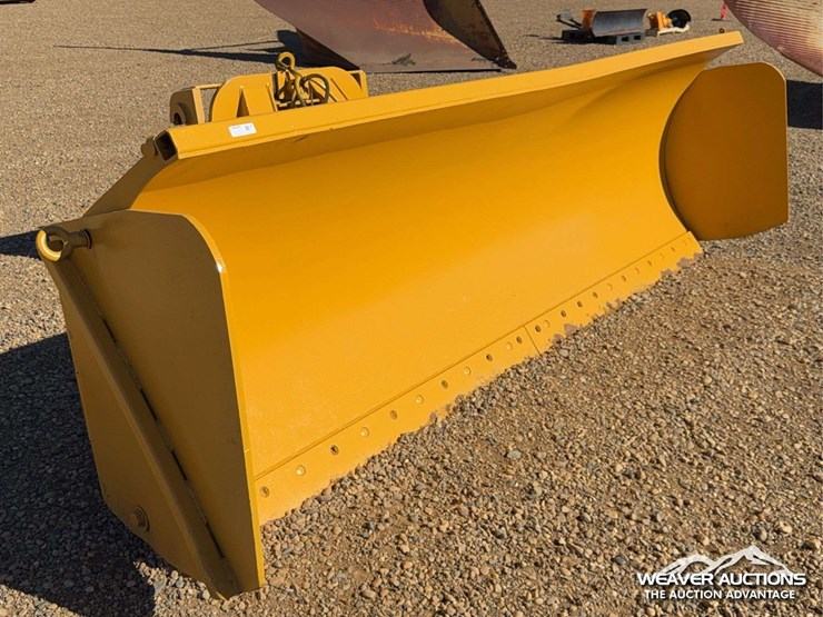 falls-hdr-12a-12-ft.-hydraulic-reversible-snow-plow-image-11