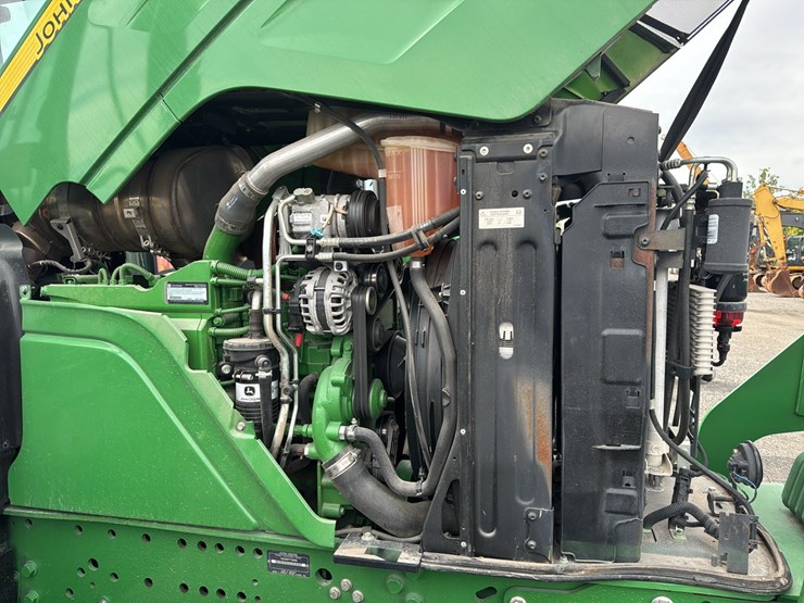 2019-john-deere-6155m-image-16