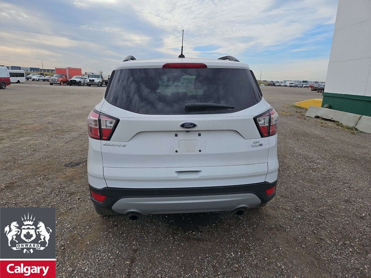 2017-ford-escape-se-image-6