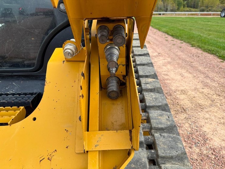 caterpillar-299d2-xhp-image-16