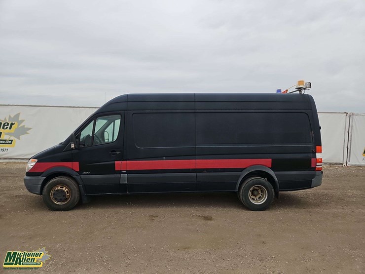2013-mercedes-benz-sprinter-3500-image-5