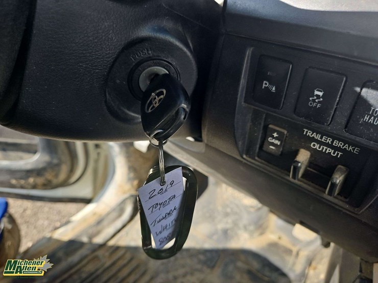 2019-toyota-tundra-image-25