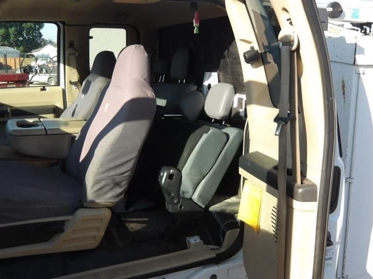 2010-ford-f450-image-27