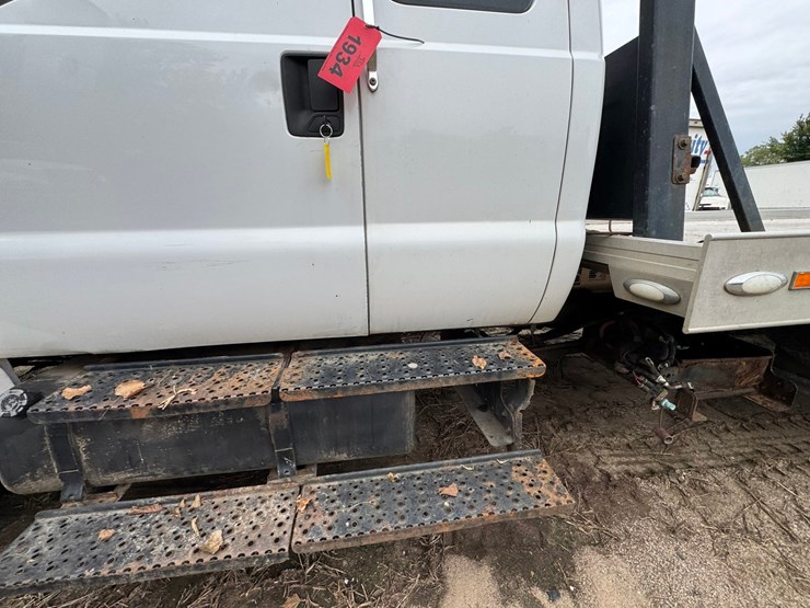 2015-ford-f650-image-14