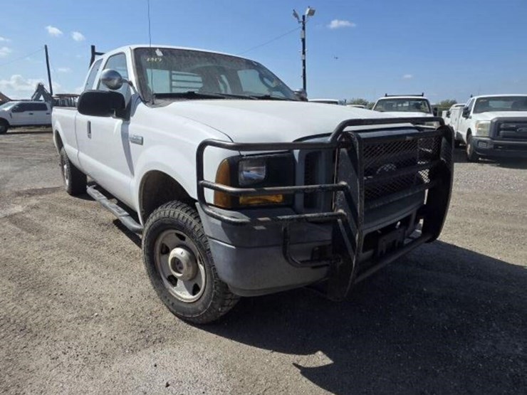2006-ford-f250-image-2