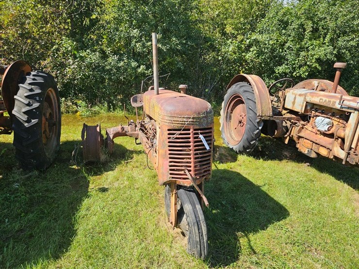 #2527-•-bf-avery-tractor-image-8