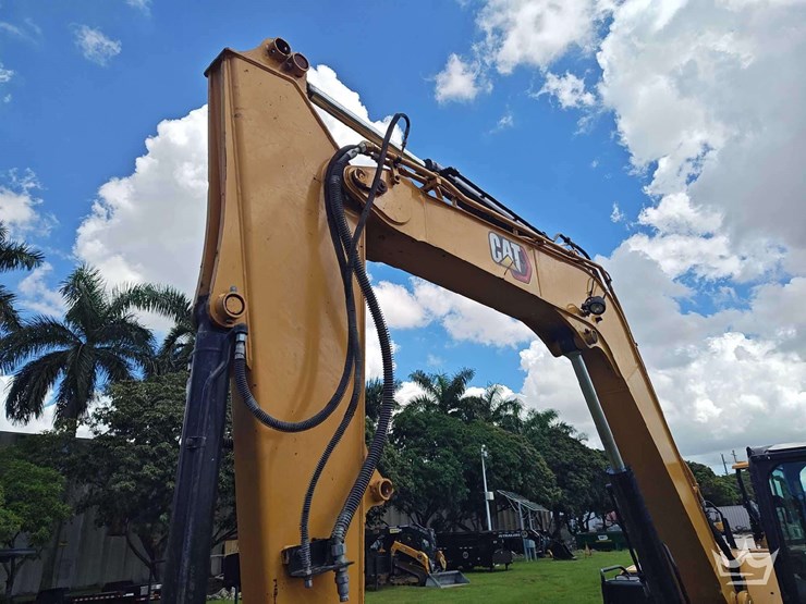 2021-caterpillar-308cr-image-17