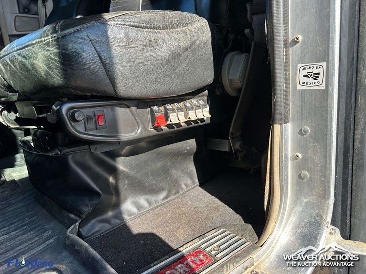kenworth-t800-image-34