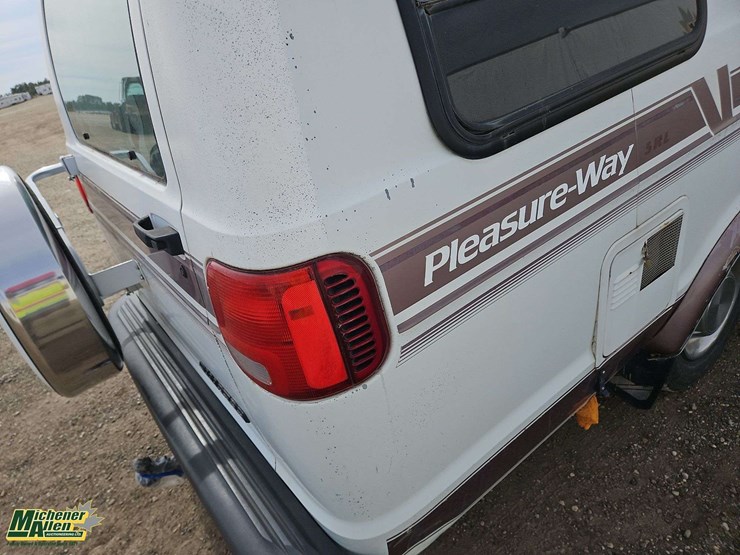 1995-dodge-ram-van-image-35