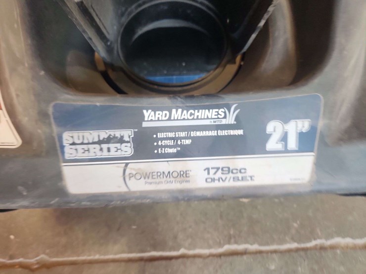 yard-machines-21"-snow-thrower-image-5