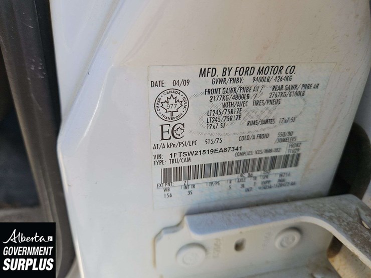 2009-ford-f250-image-39