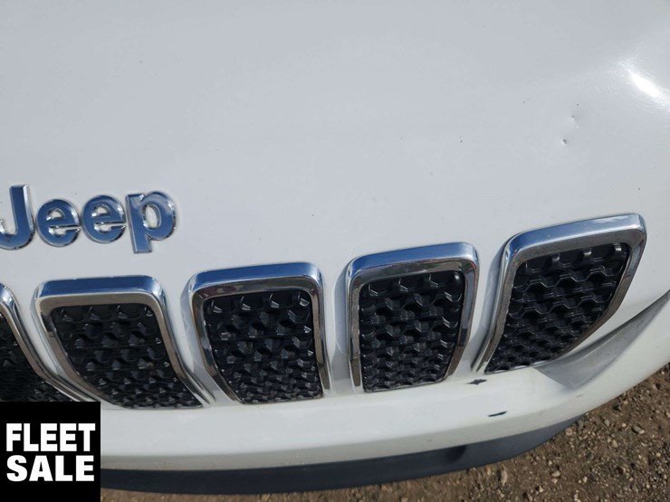2020-jeep-cherokee-image-32