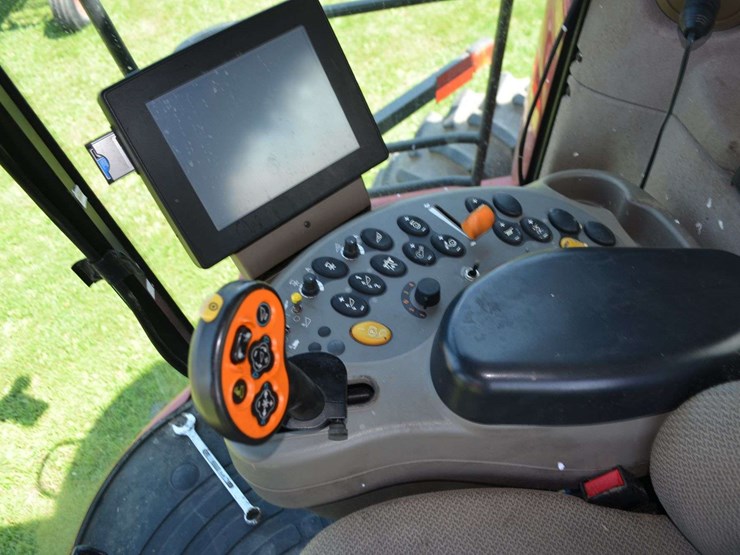 case-ih-8120-image-33