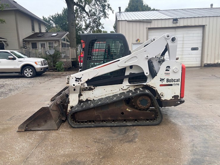 2015-bobcat-t770-image-2