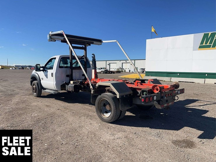 2016-ford-f550-image-3