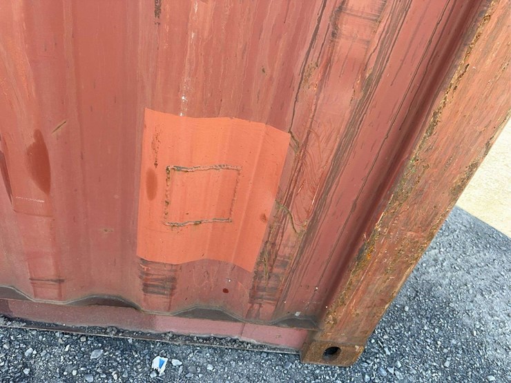 20’-shipping-container-image-13