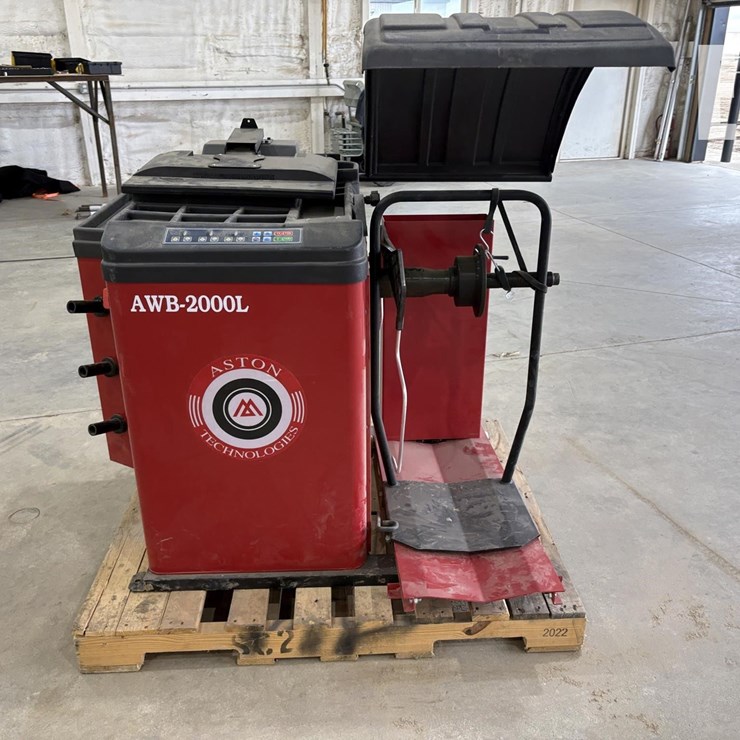 ASTON TECHNOLOGIES AWB-2000L TIRE BALANCER