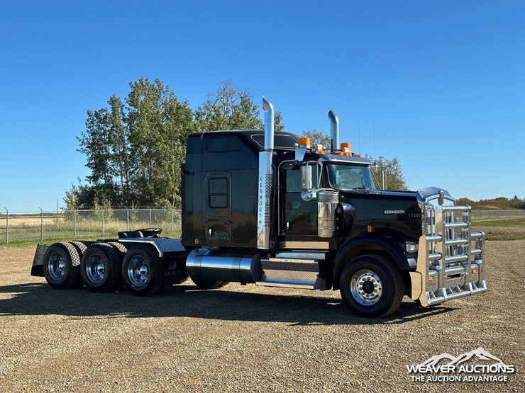 kenworth-w900-image-2