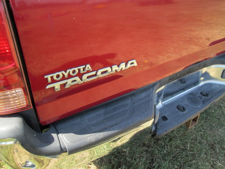2005-toyota-tacoma-image-7