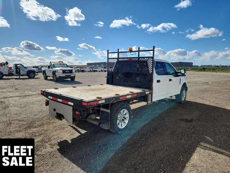 2021-ford-f350-image-4