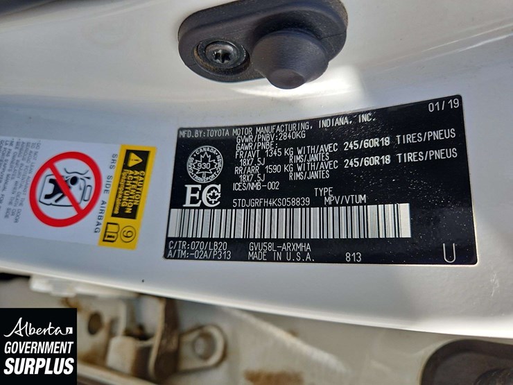 2019-toyota-highlander-hybrid-image-34