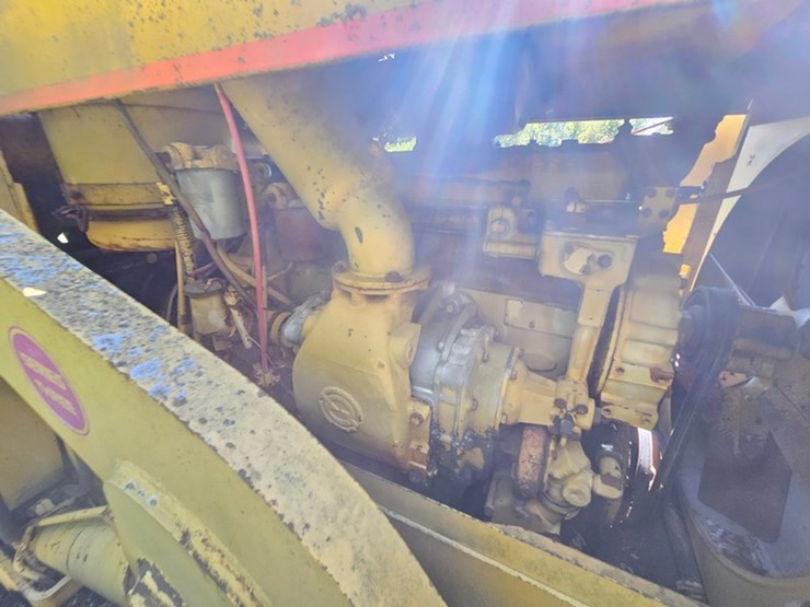 #2533-•-bucyrus-erie-200-4-series-iii-dynahoe-backhoe-image-13