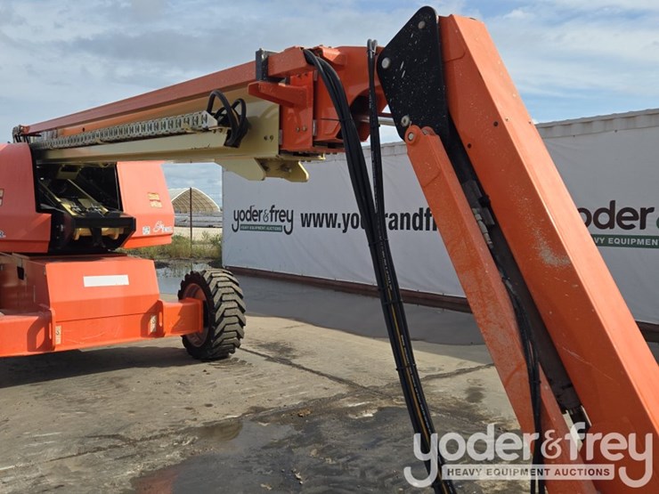 2022-jlg-660sj-image-25