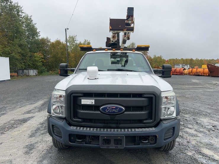 2015-ford-f550-xl-image-2