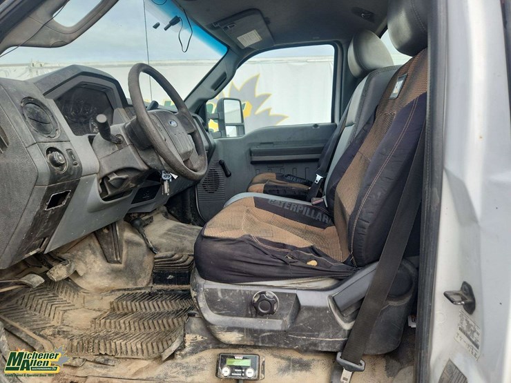 2011-ford-f450-image-13