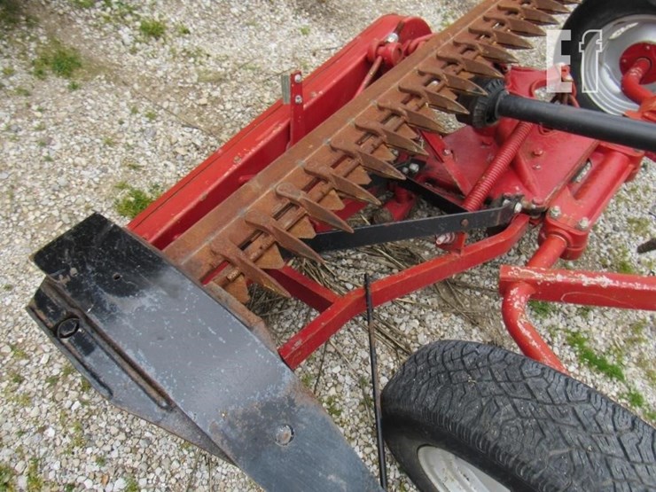 case-ih-1100-image-10