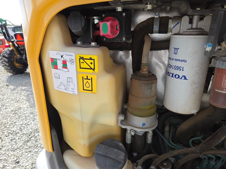 volvo-ec27d-image-30