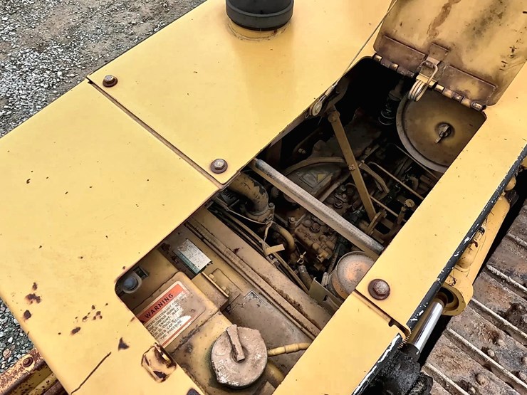 caterpillar-d3c-xl-image-24