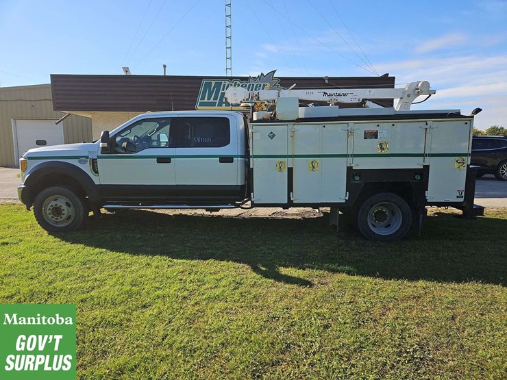 2017-ford-f550-image-5