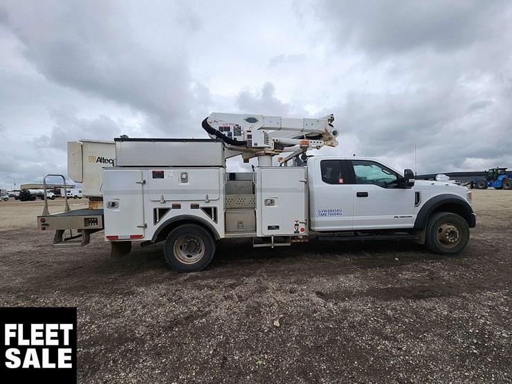 2021-ford-f550-image-7