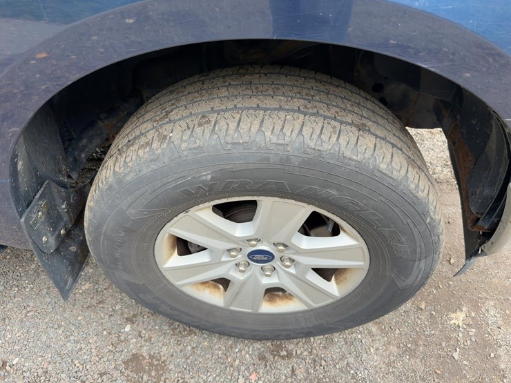 2019-ford-f150-xlt-image-8